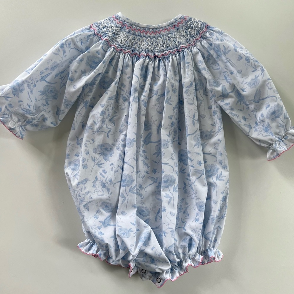Ruth & Ralph Sweet Pea Smocked Bubble 18M EUC